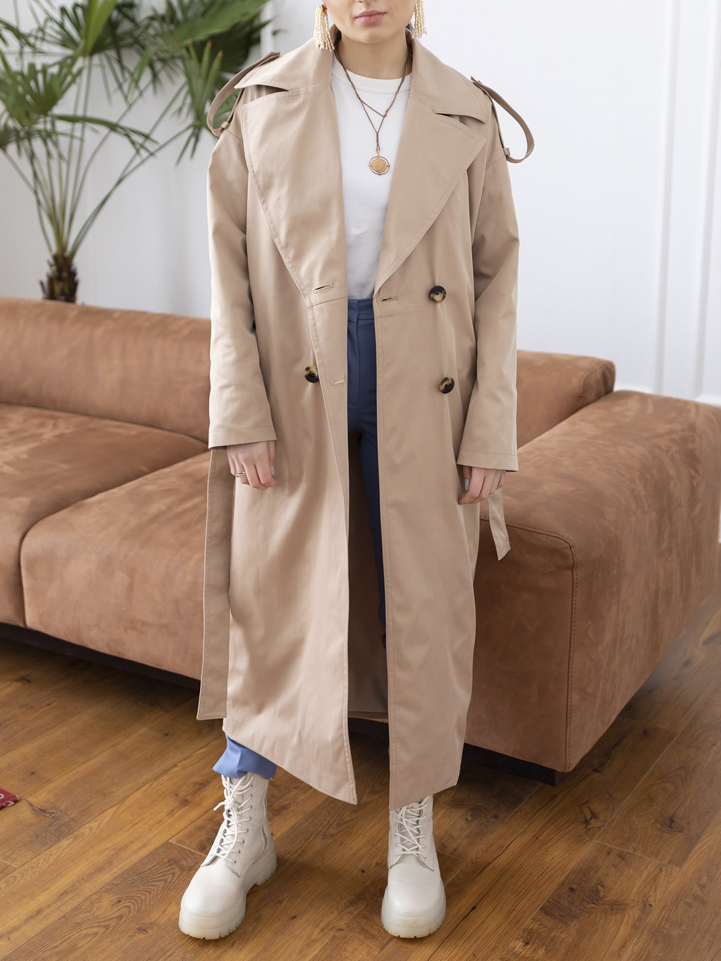 Zweireihiger wasserabweisender Trenchcoat, Beige