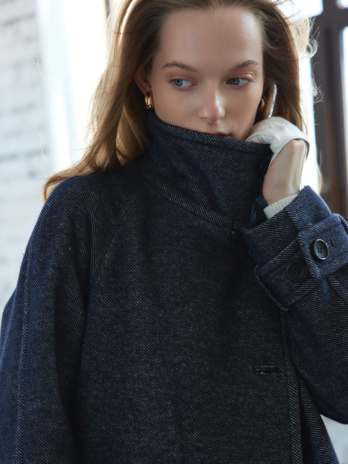 CHÉLIE blue wool coat with high collar