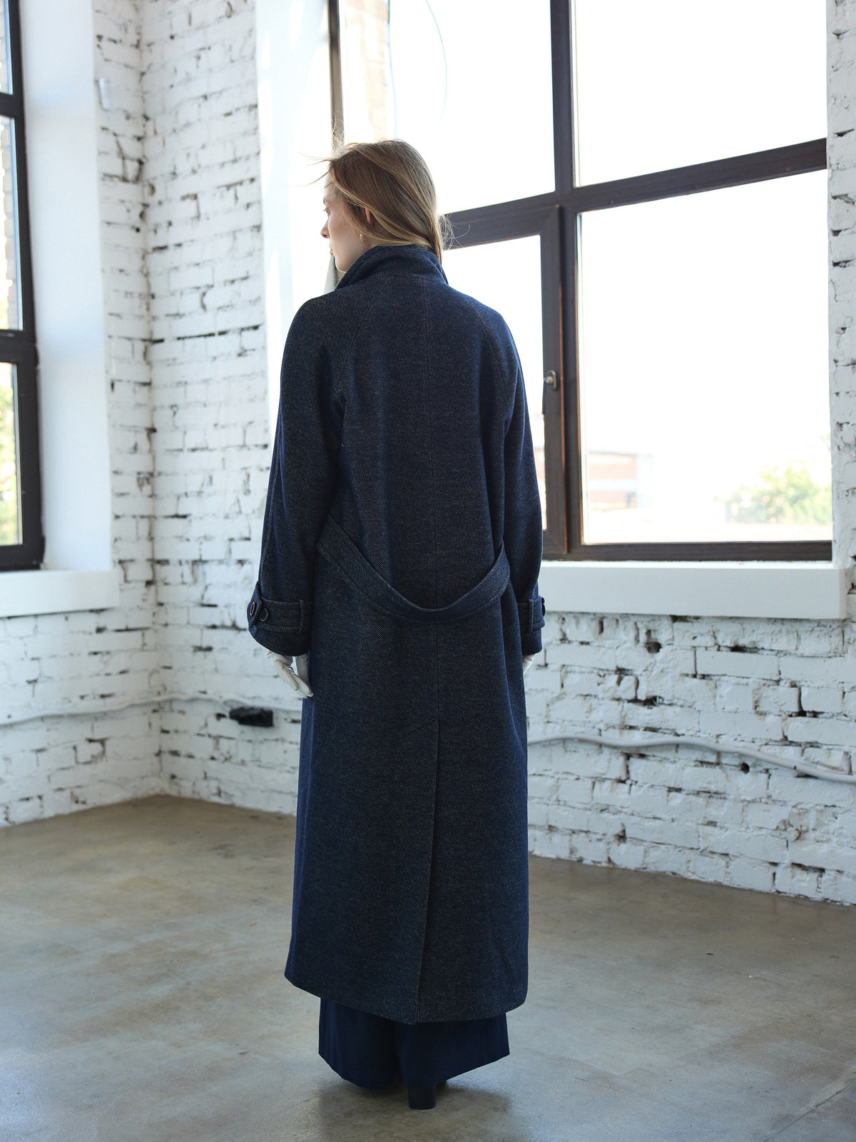 CHÉLIE blue wool coat with high collar