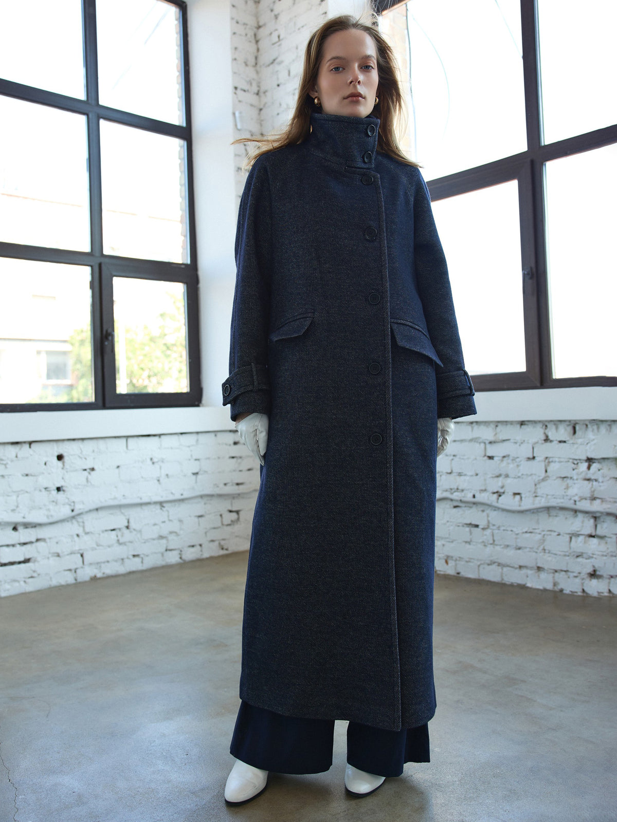 CHÉLIE blue wool coat with high collar