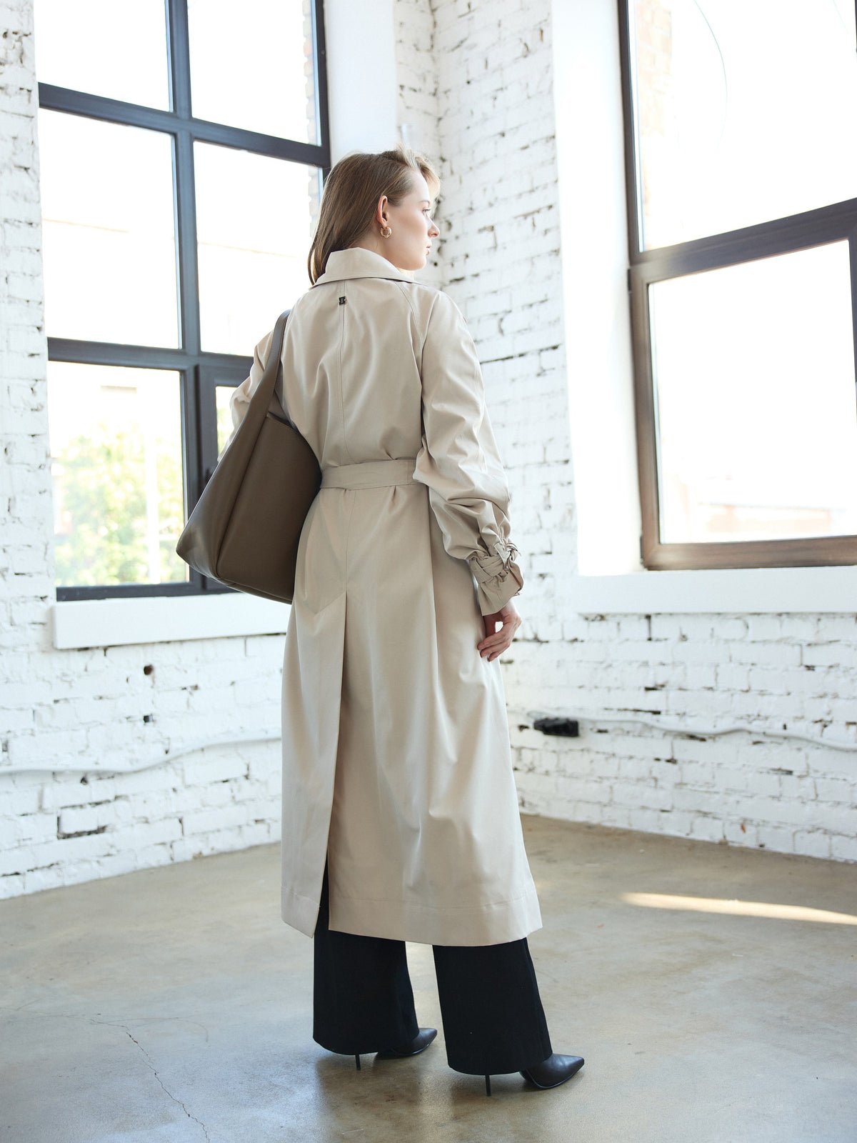 CHÉLIE long milk oversized trench coat
